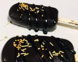A picture of step 6 of Cakesicles.
