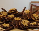 A picture of step 6 of Choco pie.