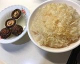 A picture of step 4 of Wild Yam & white fungus soup.