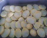 Foto del paso 1 de la receta Dorada a la vizcaína con patatas