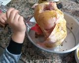 Foto del paso 2 de la receta: Pollo a un spiedo encubierto con guarnición - Gluten Free