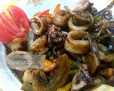 Foto langkah ke 4 dari resep Cumi Saos Hitam.
