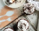 A picture of step 10 of Mini Banoffee Pie.