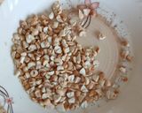 A picture of step 1 of Winter chikki.