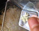 Foto del paso 4 de la receta: Tagliatelle alla carbonara (Tallarines a la carbonara)