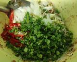 ขนมจีนยำสมุนไพร วิธีทำสูตร 6 รูป