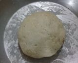 A picture of step 4 of Pizza Buns.