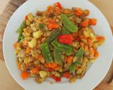 Foto langkah ke 6 dari resep Tumis kentang-wortel sesame.