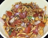 A picture of step 2 of Crunchy Chaat.