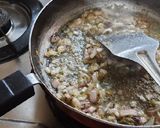 A picture of step 4 of French beens with peanuts crushed bhaji.