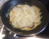 Foto del paso 6 de la receta: Tortilla francesa con berenjenas, queso y tortilla mexicana