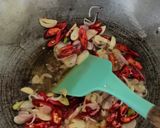Foto langkah ke 3 dari resep Oseng Tempe Kecap Pedas.