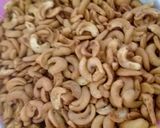 Foto langkah ke 4 dari resep Kacang Mete rasa Susu Manis beraroma Vanila.