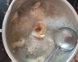 Foto langkah ke 3 dari resep Sop Ayam Sederhana.