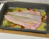 Foto del paso 3 de la receta: Merluza al horno