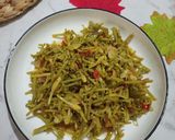Foto langkah ke 4 dari resep Tumis Bunga Pepaya Ebi.