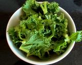 A picture of step 2 of My Crispy Kale and Red Cabbage Salad with Feta cheese 💚.