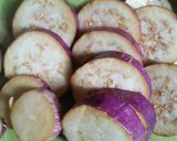 Foto langkah ke 1 dari resep *Terong Geprek & sambal*.