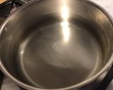 Une image de l'étape 1 de Tagliatelles au pesto de céleri & pistaches au jambon cru.