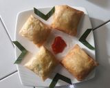 Foto langkah ke 4 dari resep Martabak telur dan sayur.