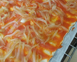 Foto del paso 2 de la receta: Pizza queso de cabra y cebolla caramelizada