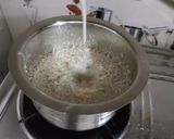 A picture of step 6 of Rabdi Ghevar.