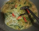 Foto langkah ke 3 dari resep Sayur kluweh mix koro bumbu kuning.