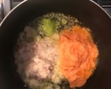 A picture of step 2 of Red kidney beans curry (Rajma).