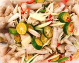Hình bước làm 4 của món Chân gà ngâm sả tắc