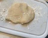 A picture of step 1 of Apple pie bites.