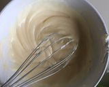 Foto del paso 2 de la receta: Keto - Cookies de coco y cheesecake con frutos rojos