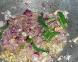 A picture of step 4 of Veg Manchurian fried Rice.