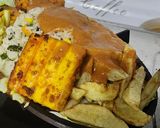 A picture of step 8 of Grilled paneer sizzler with Makhni sauce.