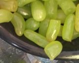 A picture of step 1 of Green Grapes Sorbet.