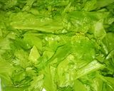 صورة لخطوة 2 من وصفة قلقاس بسلق والكزبره شوربة منسبه للشتاء 🥘☕