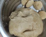 સ્ટફડ લીલી તુવેર અને વટાણા ના પરાઠા (Stuffed Lili Tuver Vatana Paratha Recipe In Gujarati) રેસીપી સ્ટેપ3ફોટો