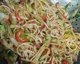चाऊमिन (Chow mein recipe in Hindi) रेसिपी चरण 2 फोटो
