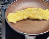 Foto del paso 3 de la receta Sándwich de tortilla de jamón con tostadas