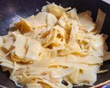 Hình bước làm 4 của món Lòng vịt xào măng