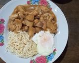 รูปขั้นตอนการทำที่ 7 ของ บะหมี่โอ๊ตหน้าไก่ไข่ดาวน้ำคีโต