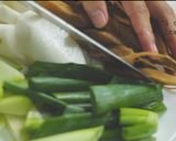 A picture of step 1 of Vegetarian Dumplings – Secret to a Rich Broth Without MSG.