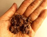 A picture of step 4 of Chocolate chocochips Balls.