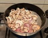 A picture of step 8 of Mushroom and egg Galette.