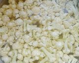 காலிபிளவர் எக் பெப்பர் ஃப்ரை(cauliflower egg pepper fry recipe in tamil) ரெசிபி ஸ்டேப் 2 புகைப்படம்