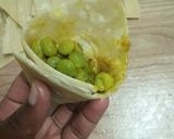 A picture of step 6 of Peas samosas.