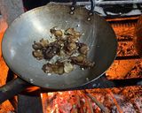 Hình bước làm 1 của món Ngồng cải xào thịt gác bếp
