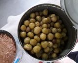 Foto del paso 2 de la receta: Tartita rellena de atún, arvejas, zapallito, zanahoria y queso