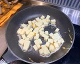 【炒】金沙豆腐的食譜步驟4照片
