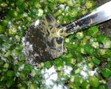 A picture of step 3 of Bhindi fry.