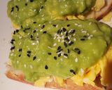 Foto del paso 9 de la receta: Tartine de aguacate y huevo